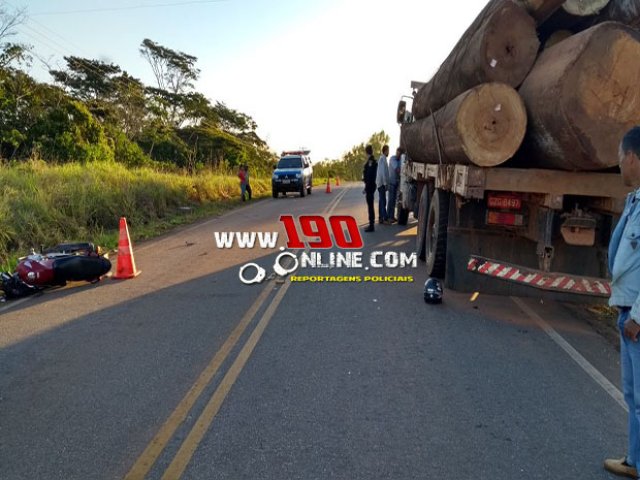 Alta Floresta Motociclista Morre Ao Colidir Em Traseira De Caminh O