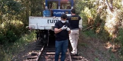 Um homem morreu e outro perdeu o braço após serem atropelados por locomotiva, em Santa Catarina